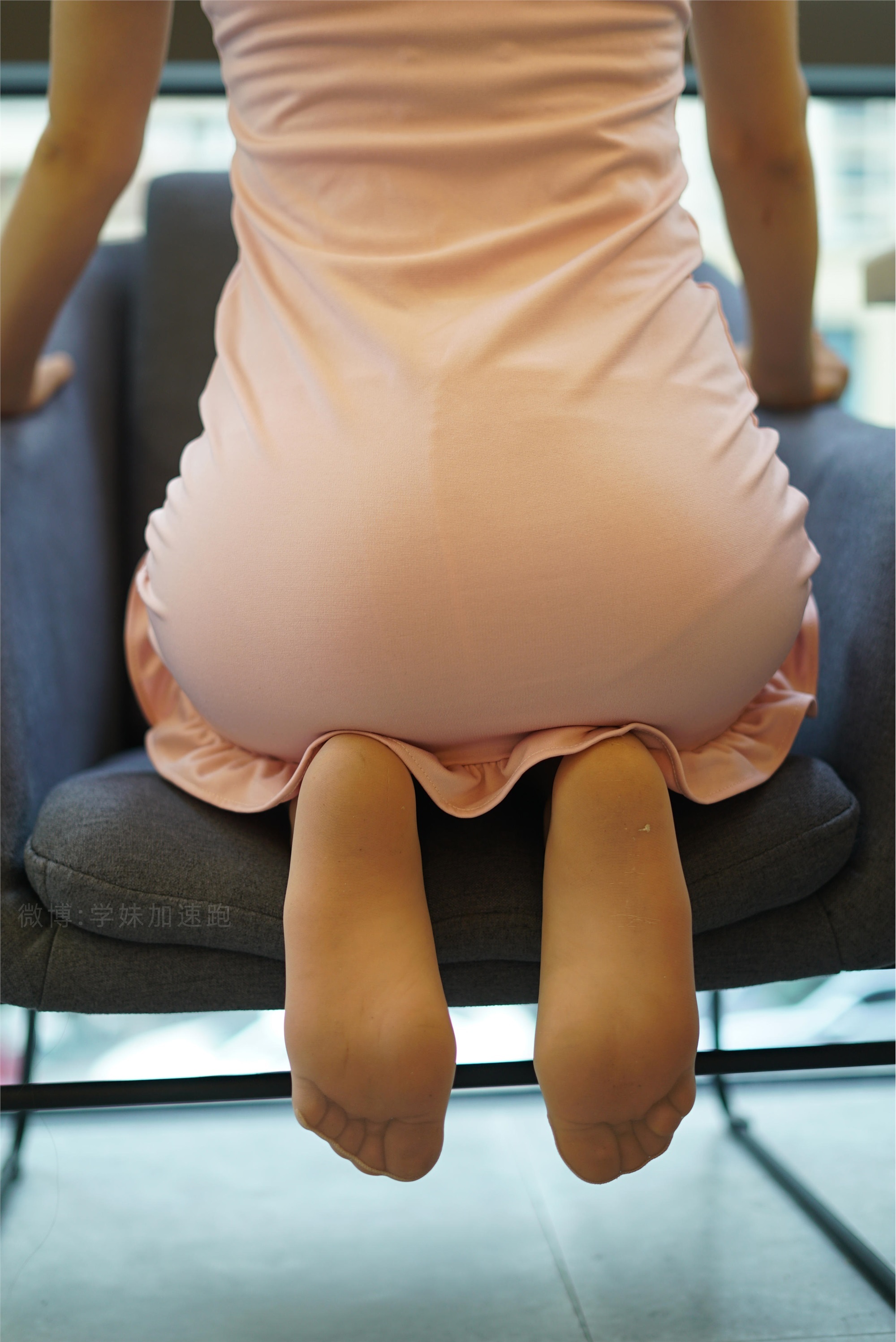 学妹加速跑 XM055《穿粉裙的小可爱-敏儿》